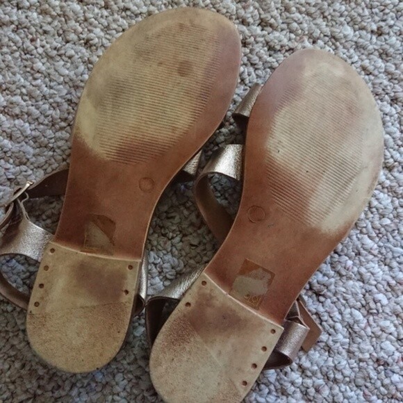 Saks Fifth Avenue COLLECTION Leather Strap Sandals size 7 - Picture 10 of 10
